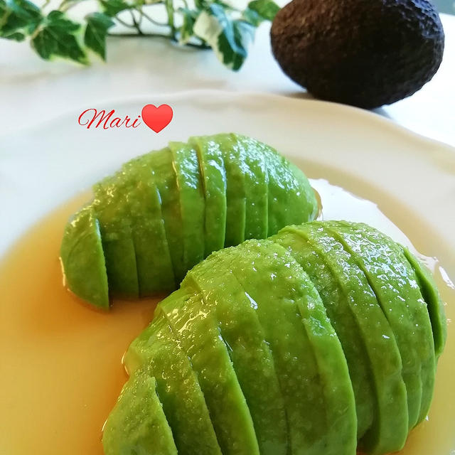《レシピ有》アボカド✕塩ごま油。