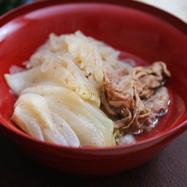淡路島の新たまねぎで「肉たま」「(肉じゃが」のじゃがいも抜き）