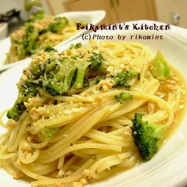 ＹＵＺＵＳＣＯで作るブロッコリーのパスタ