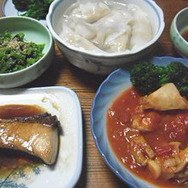 一人っきりの晩ご飯とと長女の弁当
