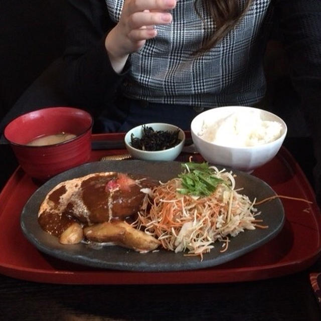 三女とランチ
