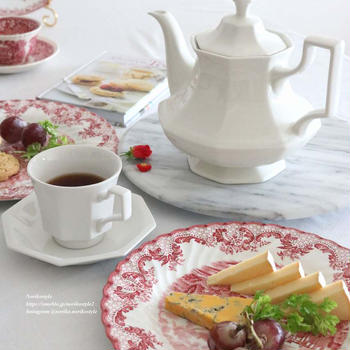 好きな食器とチーズで暮らしを愉しむ