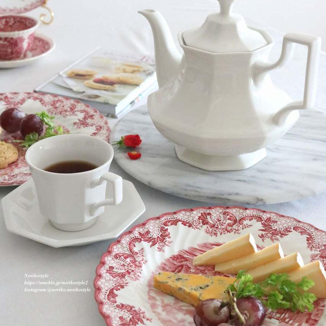 好きな食器とチーズで暮らしを愉しむ