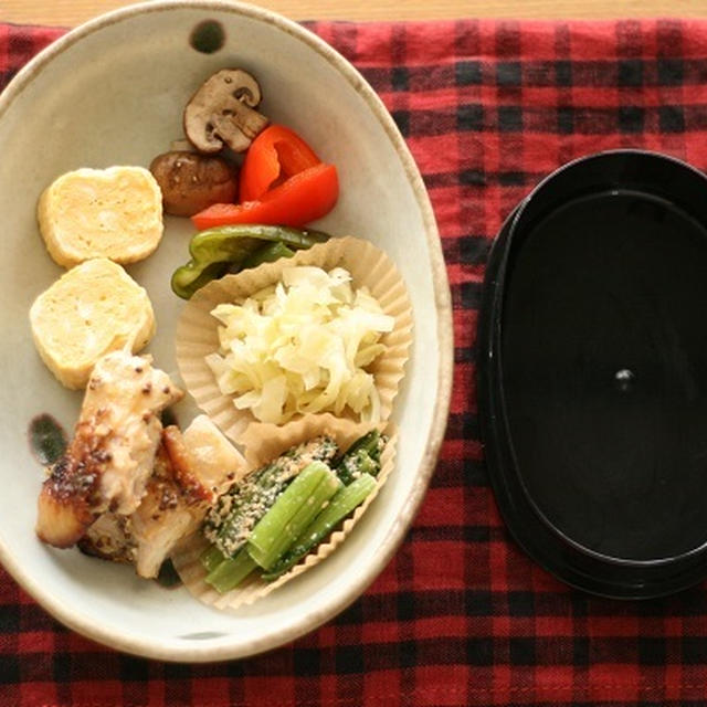 お弁当箱が詰まりゆく様（その10）～小さなお弁当箱ver.～