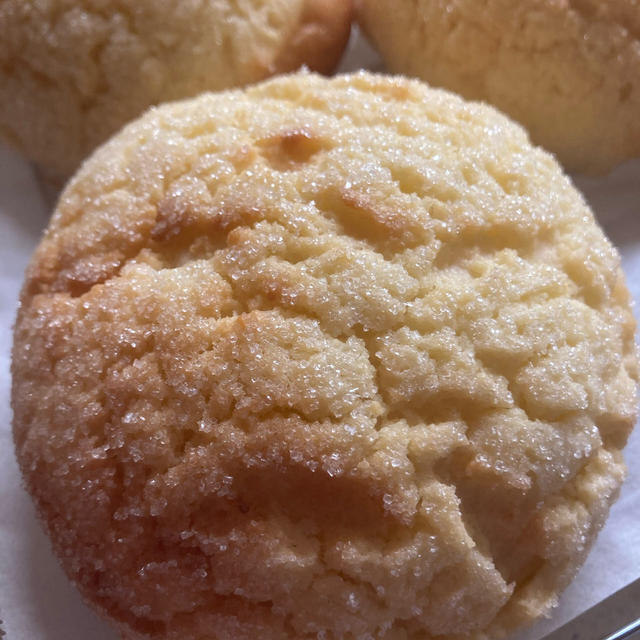 ザクザクメロンパンと晩ご飯(スペアリブ)