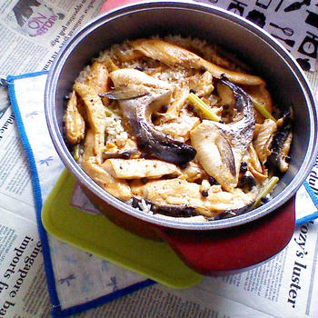 無加水鍋で銀鮭のアラの焼き鮭炊き込みご飯