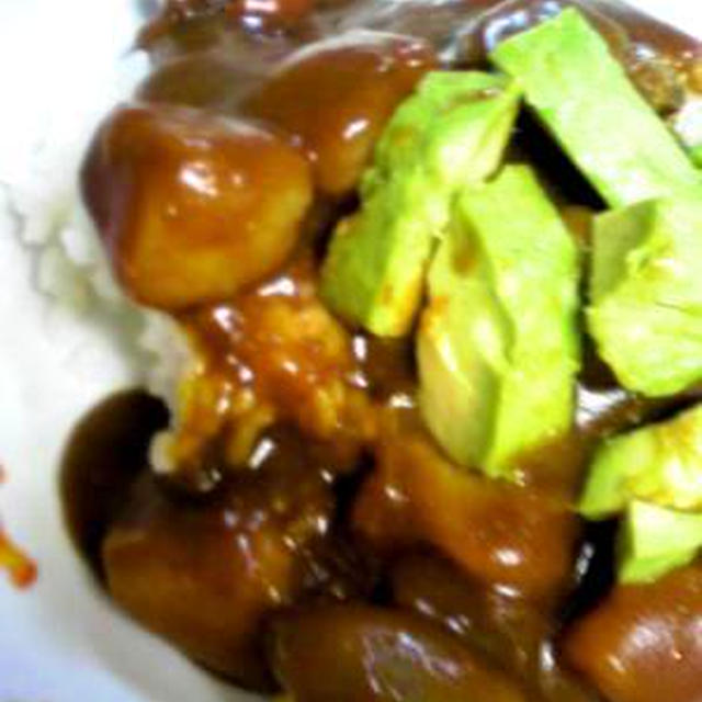 アボガドトッピング定番カレーライス