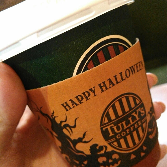 タリーズもハロウィン☆スイートカラメルパンプキンラテ