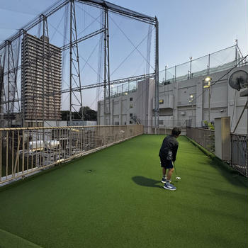 【JR王子駅 ゴルフ打ちっぱなし】サンスクエアゴルフ練習場