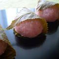 もち米で作る桜餅