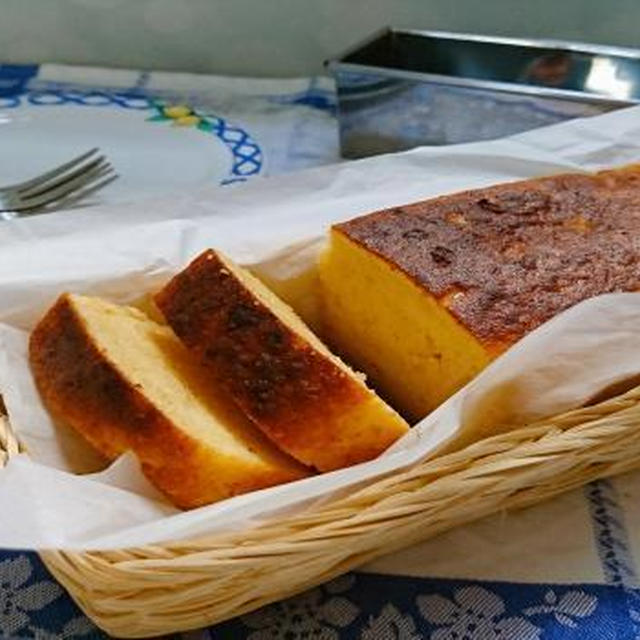 レモン風味のブランデーケーキ By Muguetさん レシピブログ 料理ブログのレシピ満載
