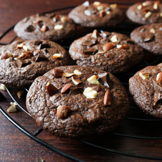 簡単レシピでも美味しい！ダブルチョコレートクッキーの作り方