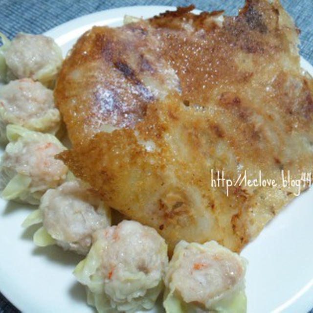 海老シュウマイと焼き餃子でご飯