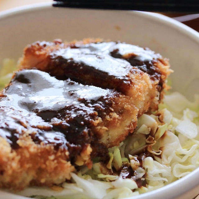 時にがっつり食べたくなる♪ソースカツ丼