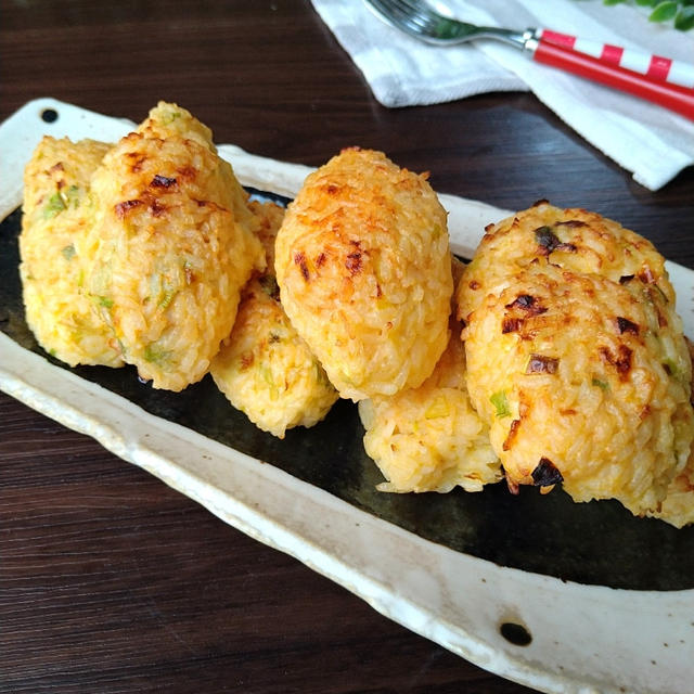 そのまま食べるよりもカリッと焼いたのがうまいっ☆卵かけごはんの焼きおにぎり