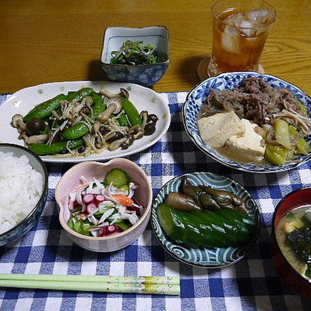 【夕食】すき焼き風牛肉豆腐・スナップえんどうバター炒め・たこときゅうりの酢の物…