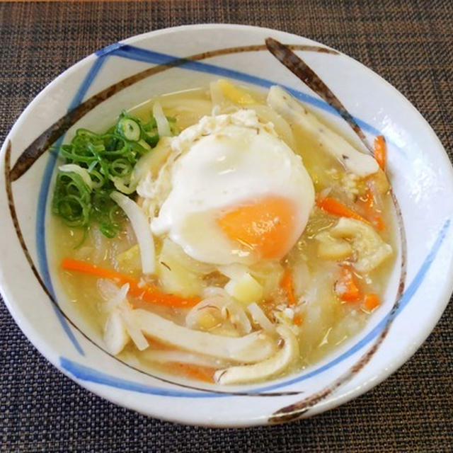 麺が続いちゃった☆落とし玉子入り味噌にゅう麺♪☆♪☆♪