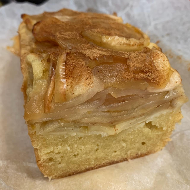 アップルアマンドケーキ