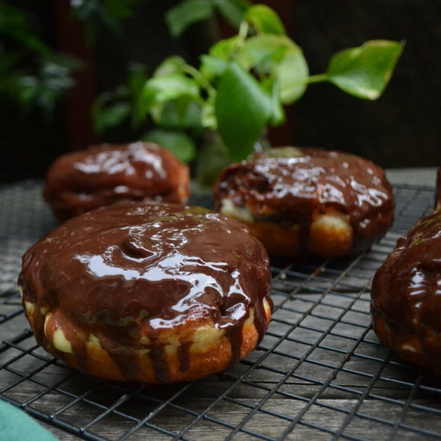 Boston Cream Doughnut ボストンクリームドーナツ