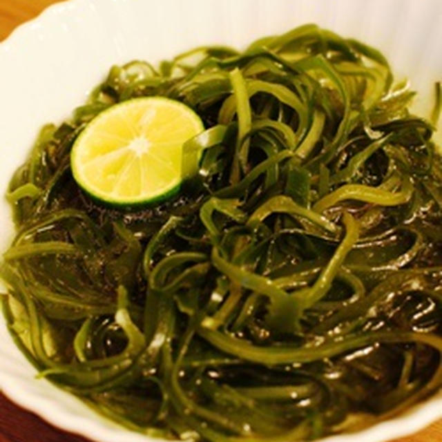 切り昆布の煮浸し　すだち風味