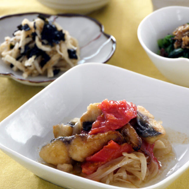 塩サバの塩トマト南蛮漬け。韓国切り干し。の晩ご飯。