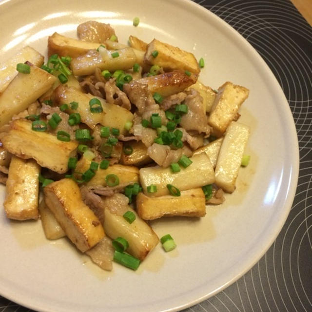 長芋と豚バラ肉の炒め物