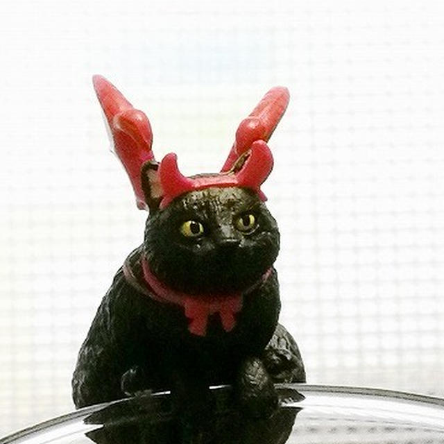ふちねこハロウィンバージョン、最後の1個がやっと揃いました！