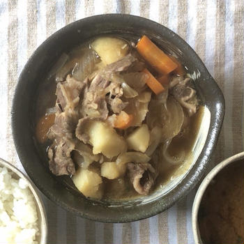 朝ごはんに食べたい！ほっこり優しい味しみ肉じゃが