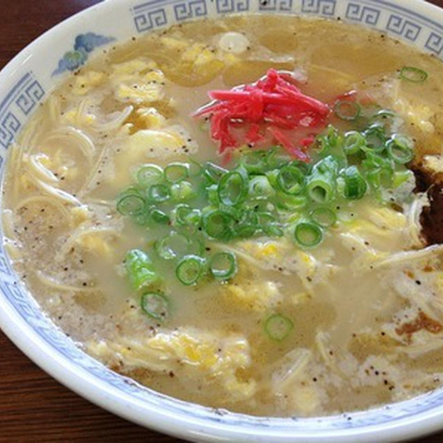 お昼にマルタイ「熊本 黒マー油とんこつラーメン」