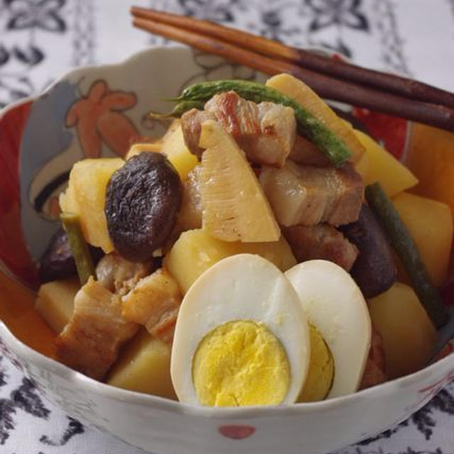 じゃがいもと豚肉の煮物