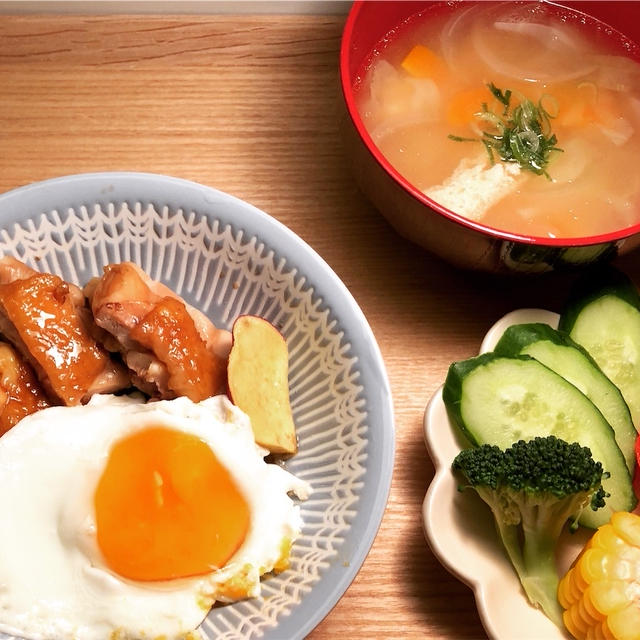 醤油鶏 と お気に入りイアリング