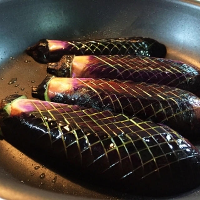 茄子を焼いて新生姜と＆ちりめんじゃこのチャーハン♪