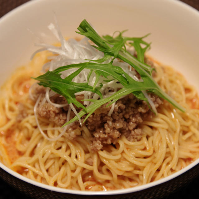 冷やし担々麺 と 味噌ギョウザ