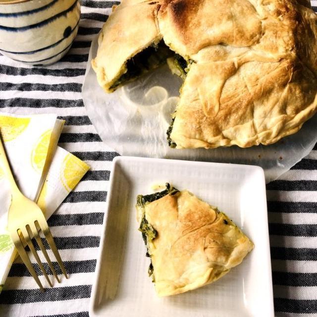ギリシャのほうれん草とチーズのパイ