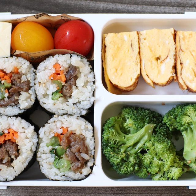 遠足の日のお弁当＼(^o^)／リクエスト通りに作りましたぁ〜＼(^o^)／