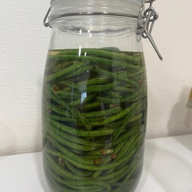 ササゲで酸豆角（スァンドウジャオ）を仕込んだー！！