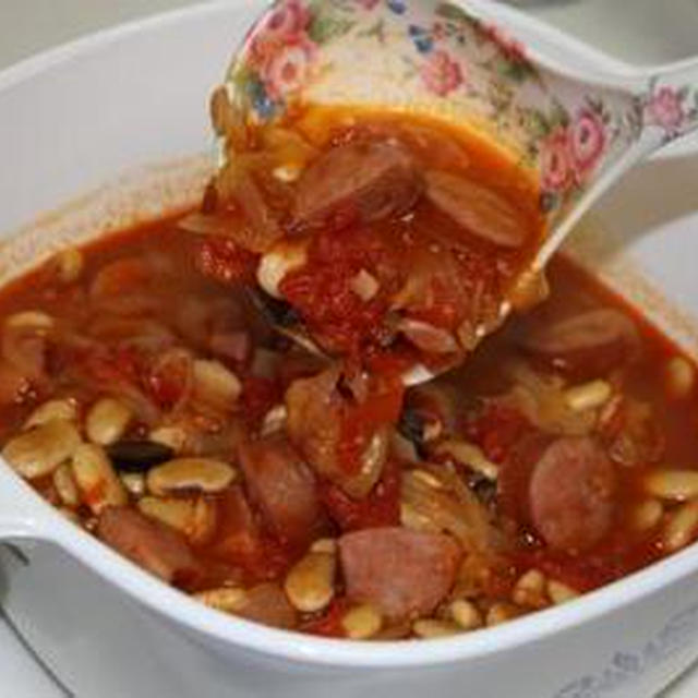 大豆とソーセージのトマト煮