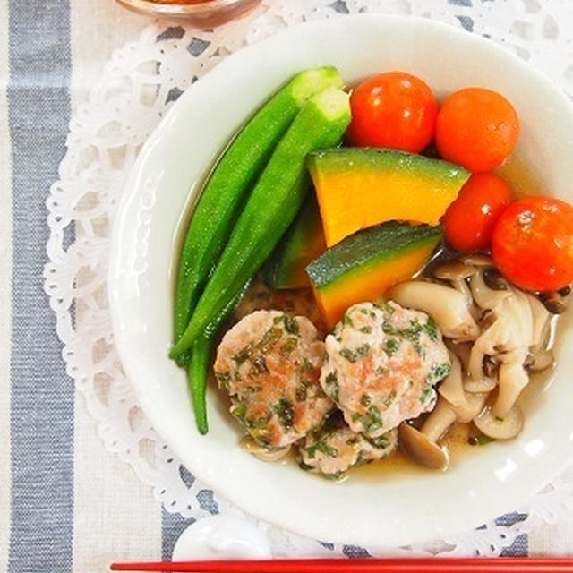 しそ香るジューシー豚こま団子と野菜の麺つゆびたし