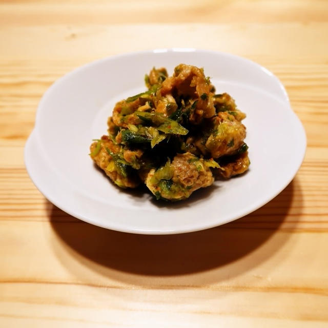 誘惑の脂　鶏皮ねぎ酢