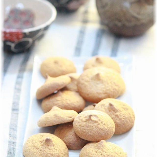  材料３つ♪　きなこの　ノンオイルさくしゅわクッキー。
