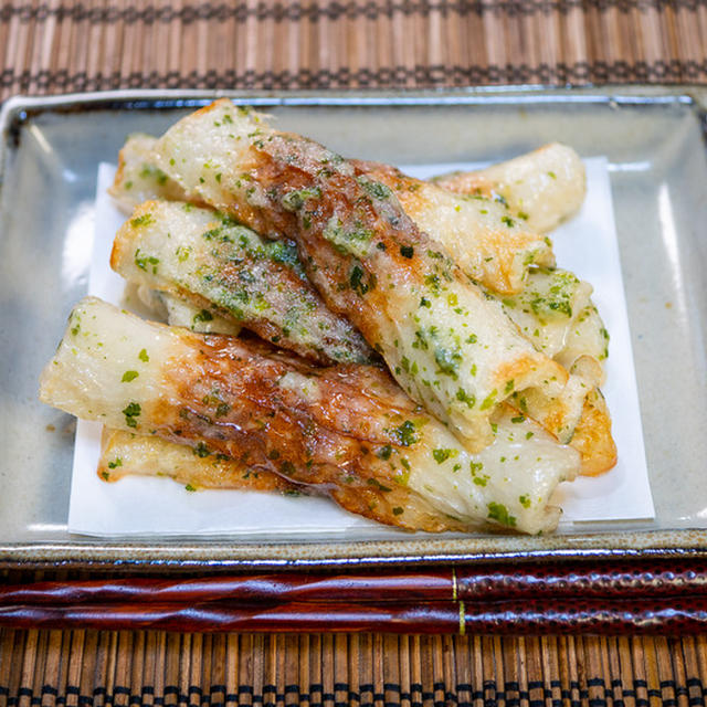 生姜風味の「竹輪の磯辺揚げ」&「美味しくかま玉うどん」をいただきました