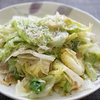 たっぷり食べれる♡レタスのじゃこ炒め【レシピ】