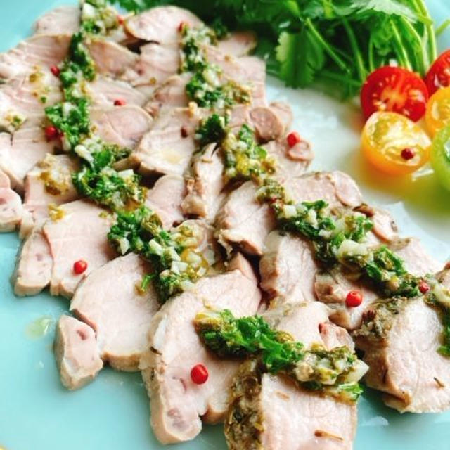 豚ヒレコンフィのパセリレモンソース(動画レシピ)/Pork fillet confit with parsley lemon sauce.