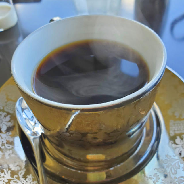 宍道湖沿いカフェでコーヒータイム