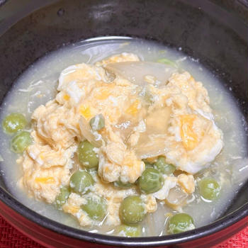 【レシピ　えんどう豆と新玉ねぎの卵とじ】4月28日は金運アップの卵料理がラッキー！