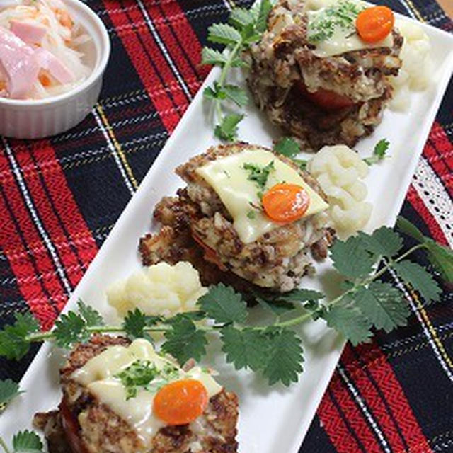 簡単手抜き☆にぎらないハンバーグトマトサンド