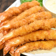 幸せな量♪山盛りエビフライ