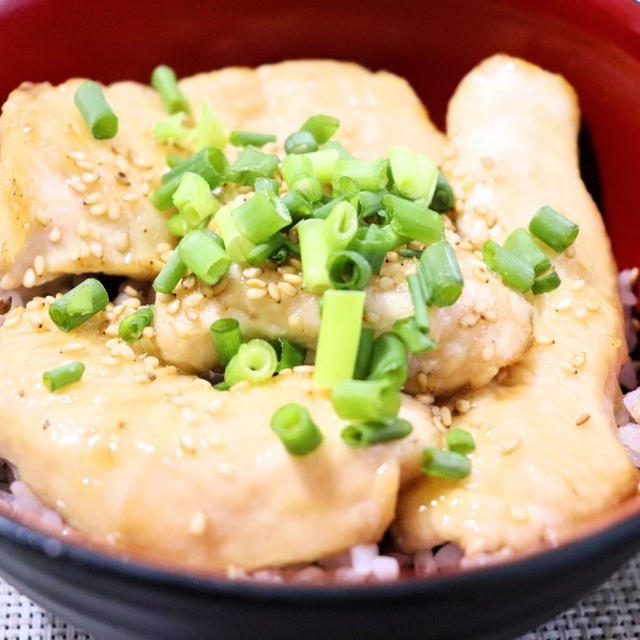 鶏胸肉の蒲焼風丼｜レシピ・作り方