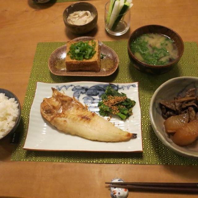 甘鯛＆牛筋と大根のこっくり煮の晩ご飯　と　プルモナリアの花♪