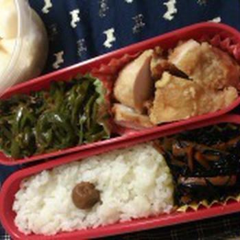 鶏胸肉の…なんかの弁当